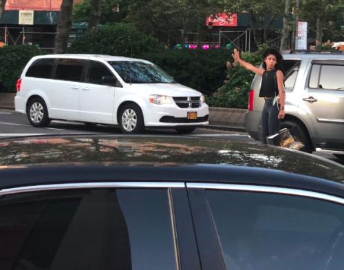 纽约突发大面积停电，时代广场一片黑暗……