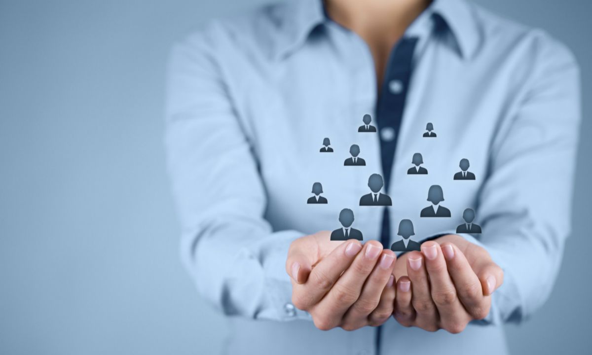 人社部：养老保险基金3716亿元已到账开始投资